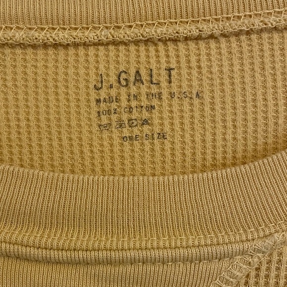 Brandy Melville waffle long sleeve top - Picture 3 of 3